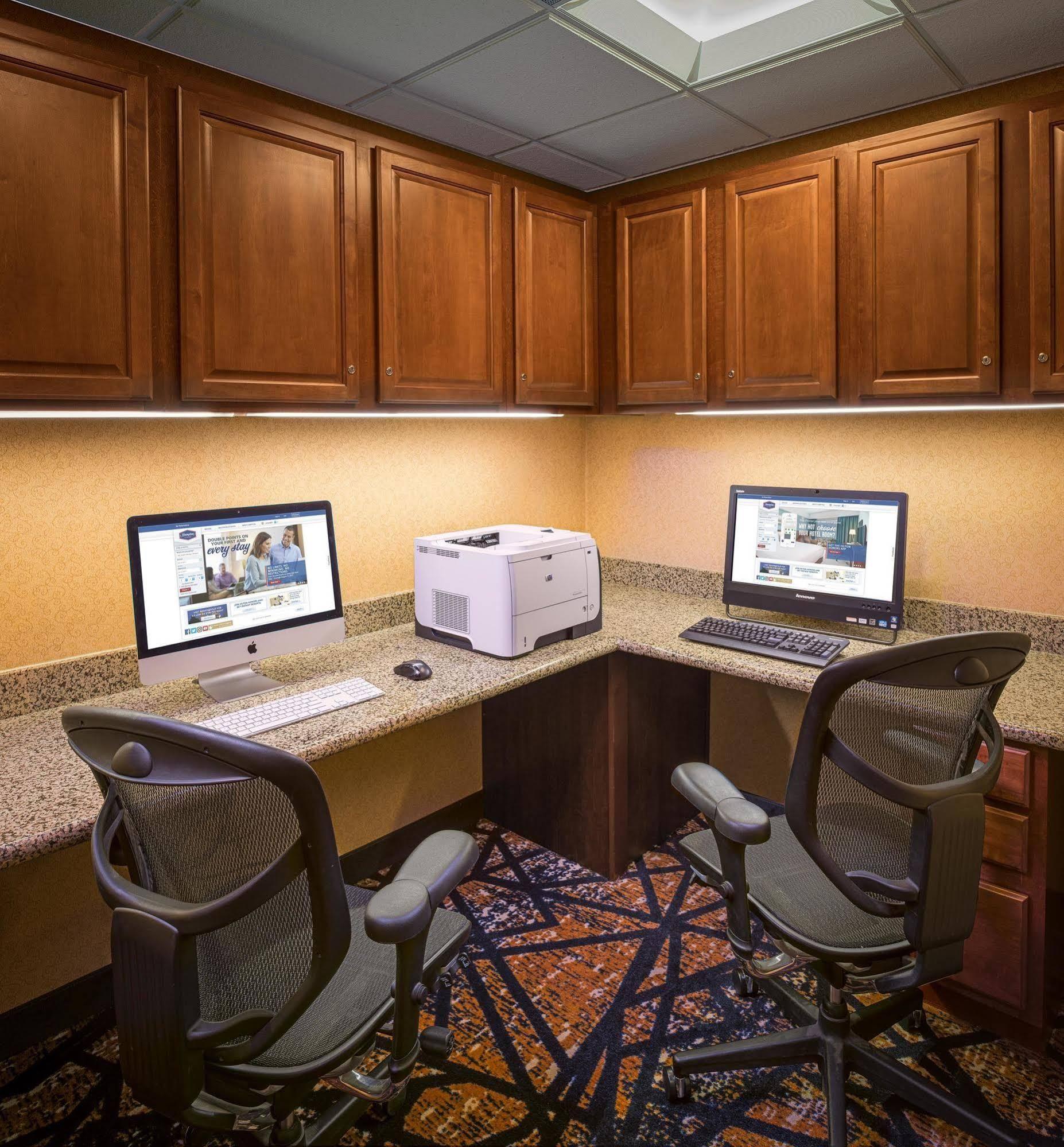 Hampton Inn & Suites Windsor-Sonoma Wine Country Exteriér fotografie