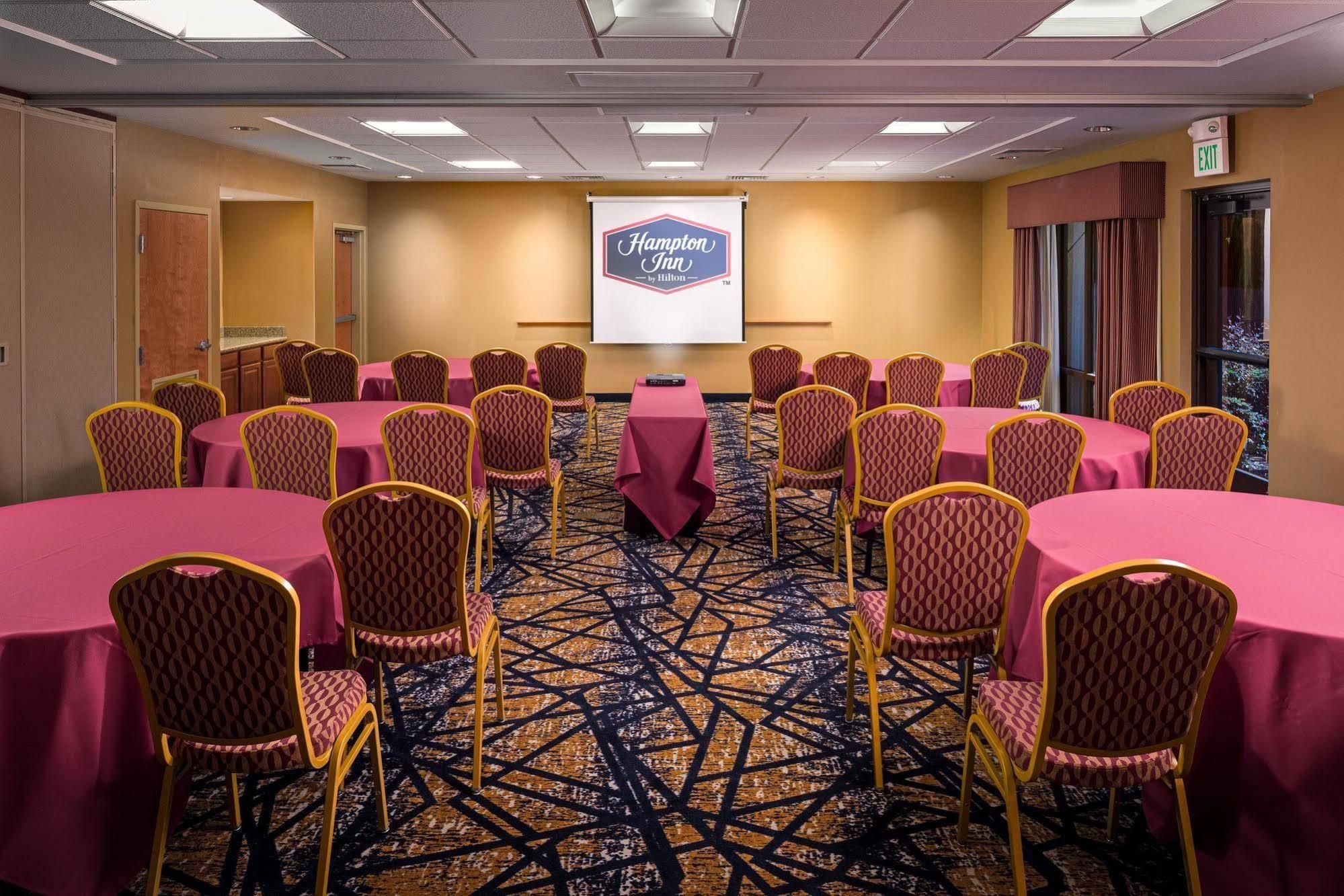 Hampton Inn & Suites Windsor-Sonoma Wine Country Exteriér fotografie