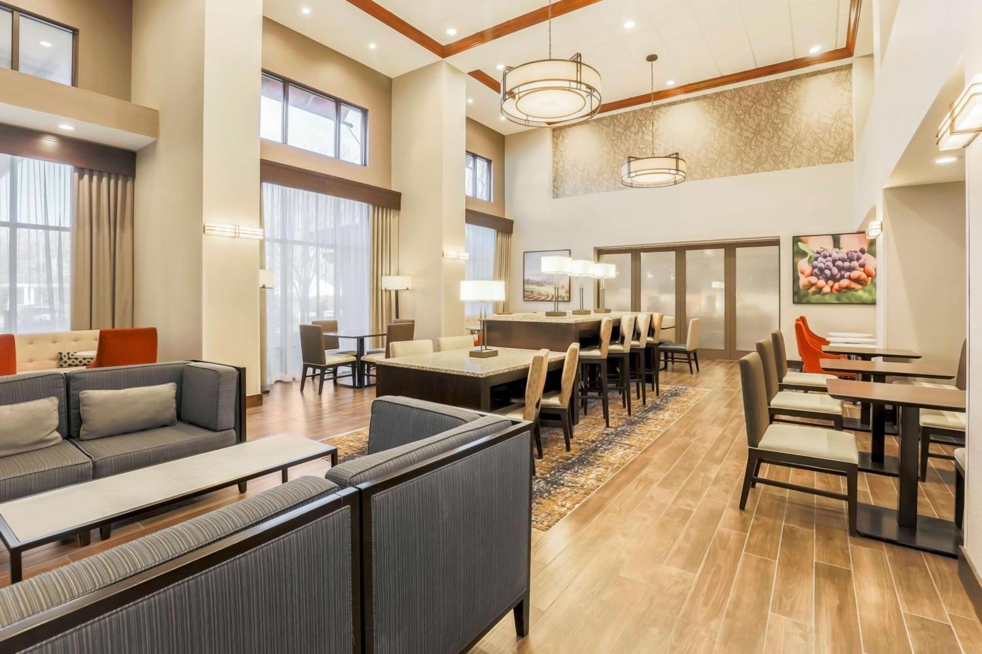 Hampton Inn & Suites Windsor-Sonoma Wine Country Exteriér fotografie