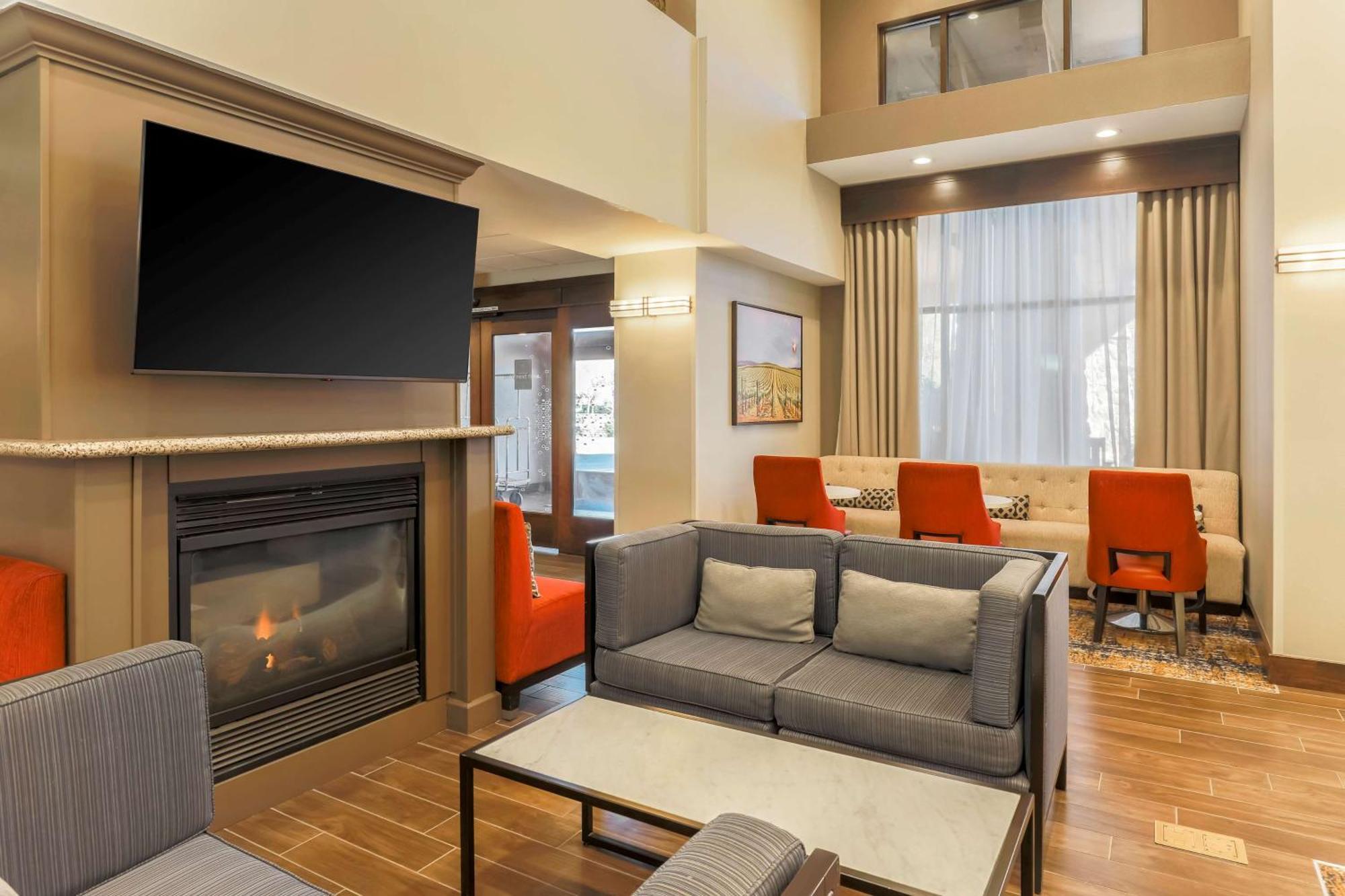 Hampton Inn & Suites Windsor-Sonoma Wine Country Exteriér fotografie